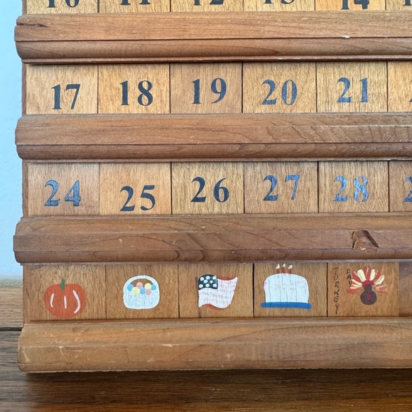 ⚡️SOLD⚡️Vintage Howling Coyote Saguaro Cactus Desert Wooden Perpetual Calendar - Picture 3 of 4